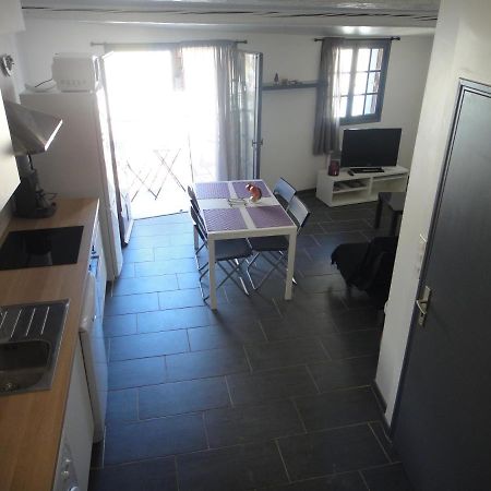 Le Petit Balcon De Cassis Lägenhet Exteriör bild