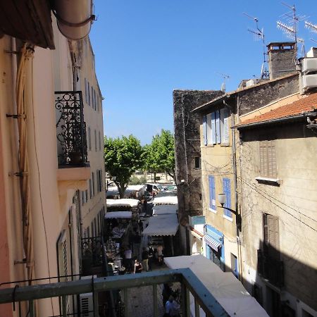Le Petit Balcon De Cassis Lägenhet Exteriör bild